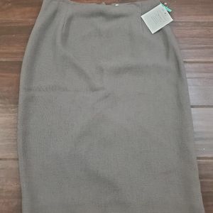 Garfield &  marks pencil skirt size 10 new with tags, Monique style